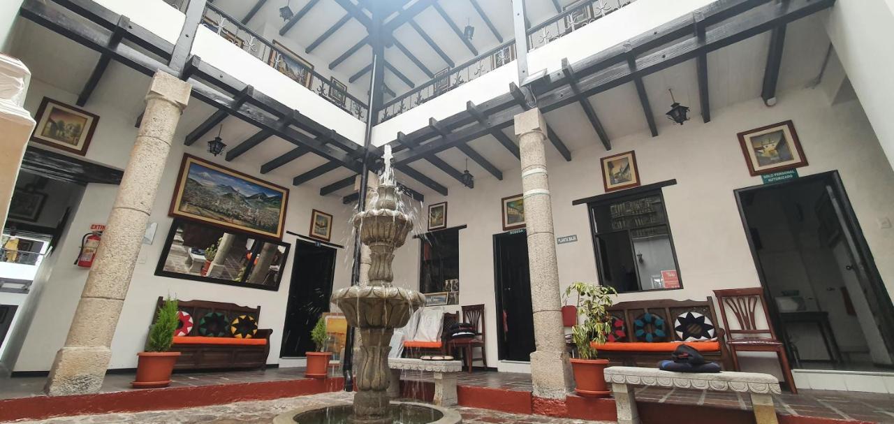 Hostal Flores Quito Zewnętrze zdjęcie