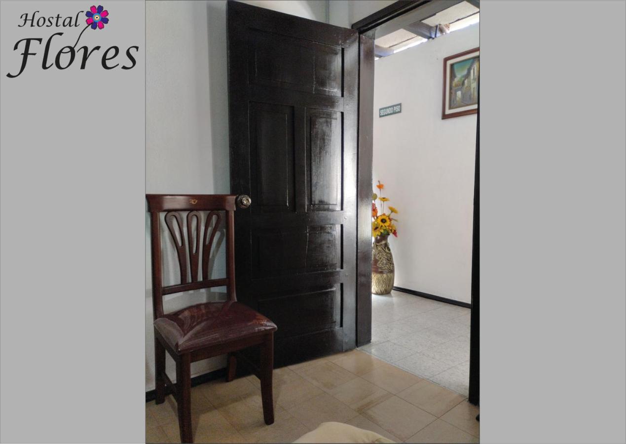 Hostal Flores Quito Zewnętrze zdjęcie